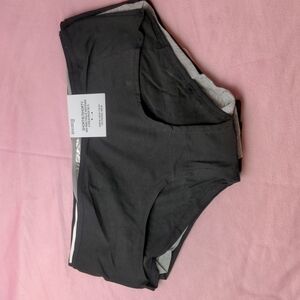 Divided H&M 5 Pack Shortie Mid Rise Panties size Medium